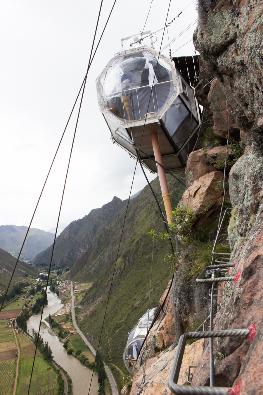 отель Skylodge Adventure suites, фото Скайлодж, ExploreByYourself.com отель Skylodge Adventure suites, фото Скайлодж, ExploreByYourself.com